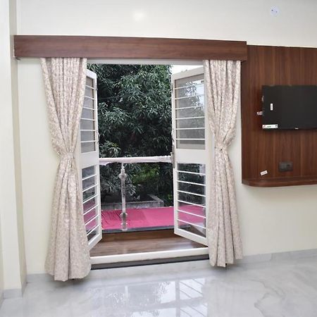 Hotel Sai Sandesh Shirdi Exterior photo