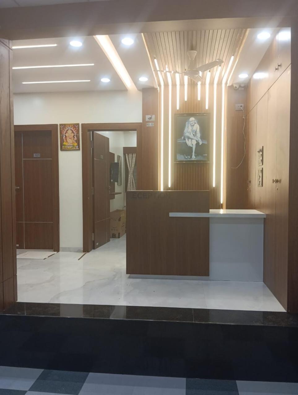Hotel Sai Sandesh Shirdi Exterior photo